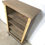 Antique freestanding shelf