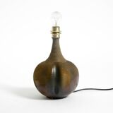 Très belle lampe de table en céramique des années 1960 avec abat-jour en tissu d'origine.