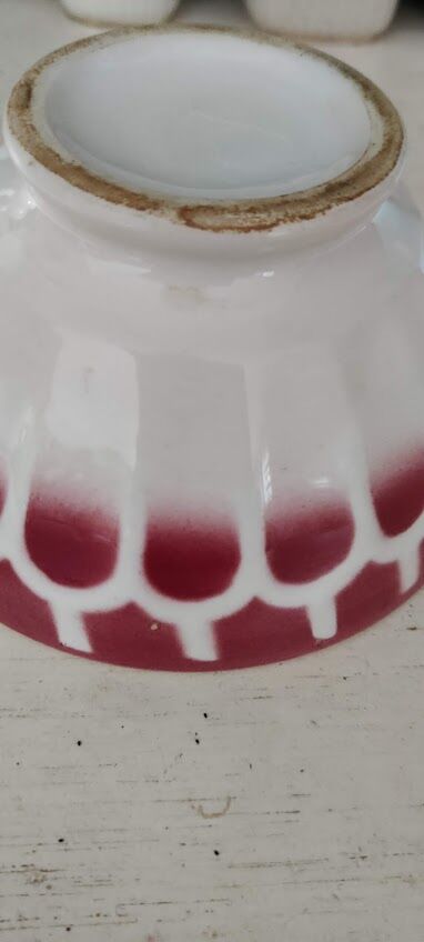 ribbed bowl in Digoin style