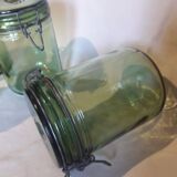 4 identical 1l green solidex jars