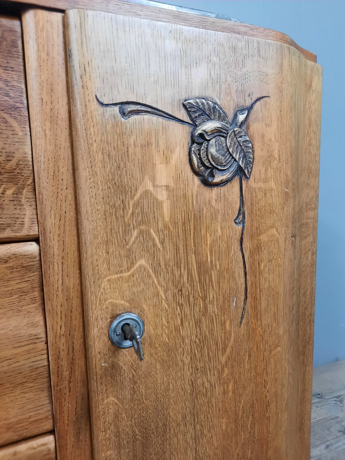 Bahut bas de style art déco
