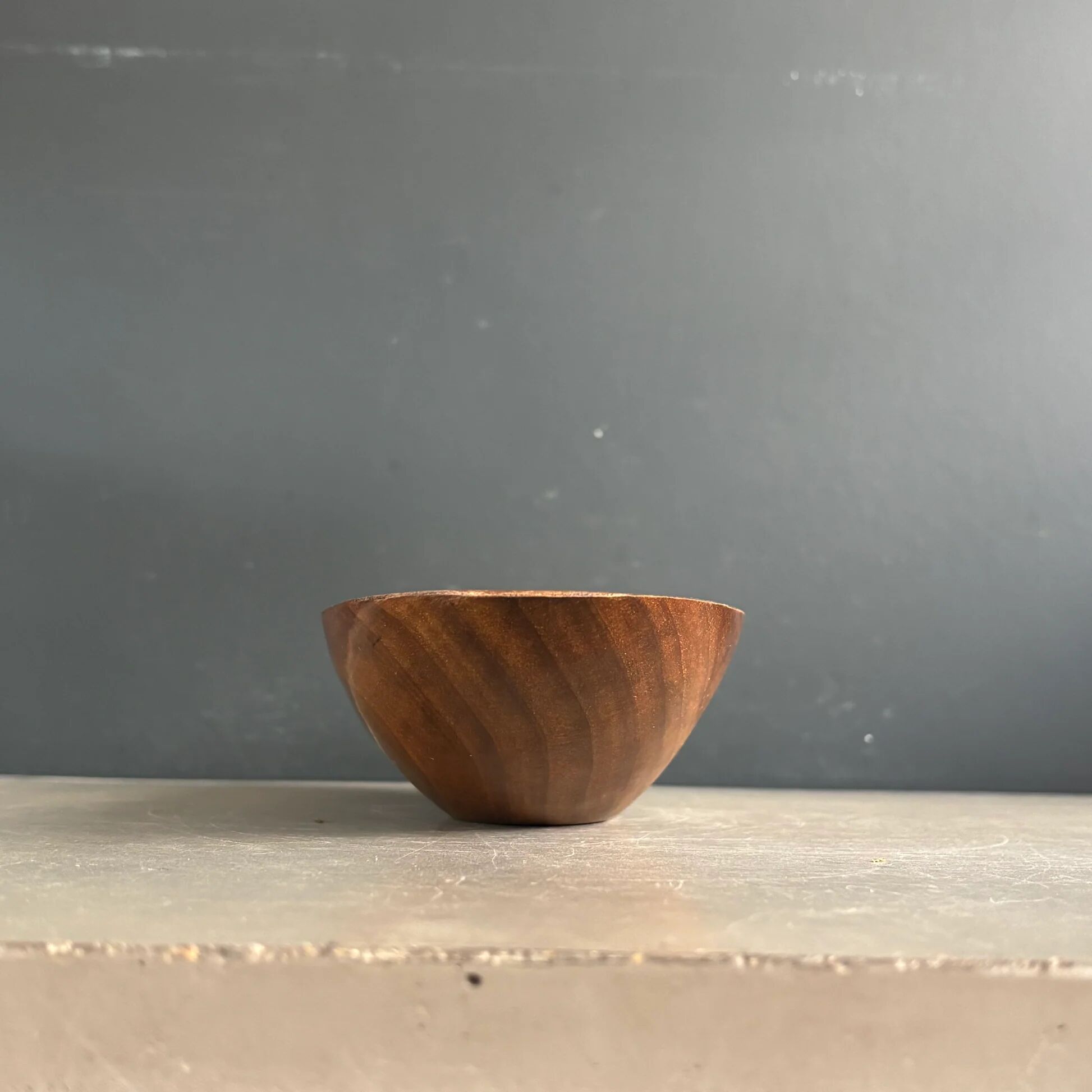 Vintage teak bowl / catchall