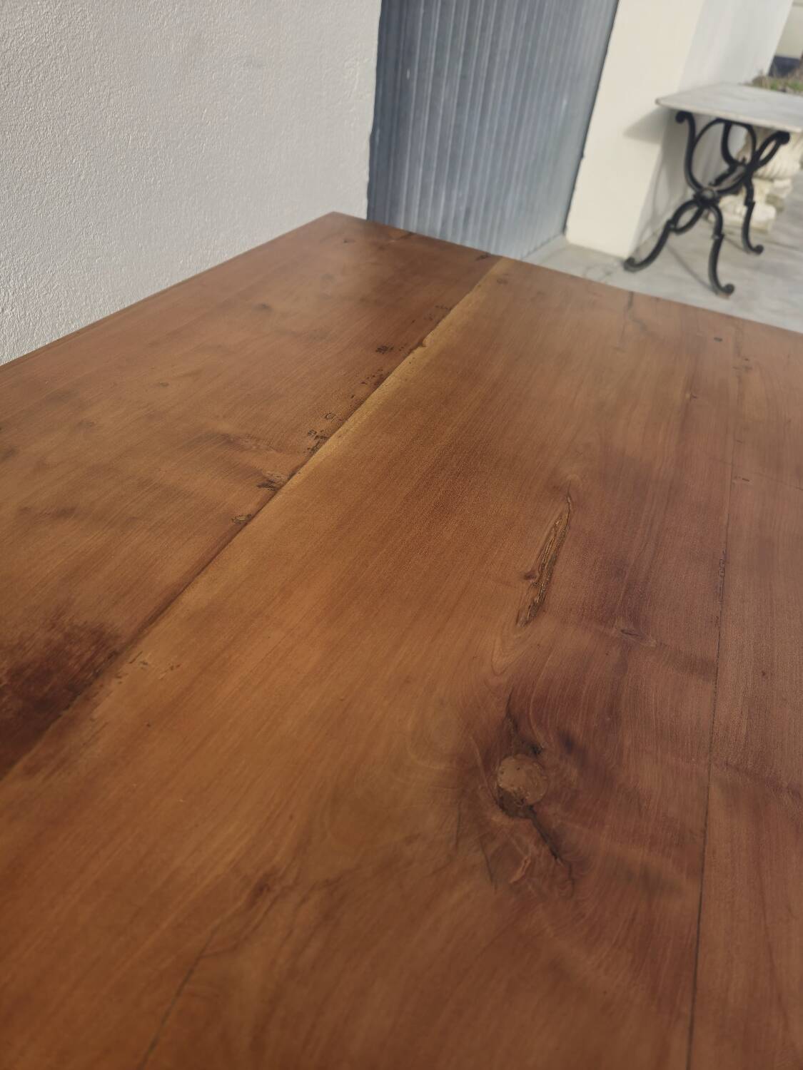 Rustic farmhouse table in solid cherry wood 19th century - 1m91.5