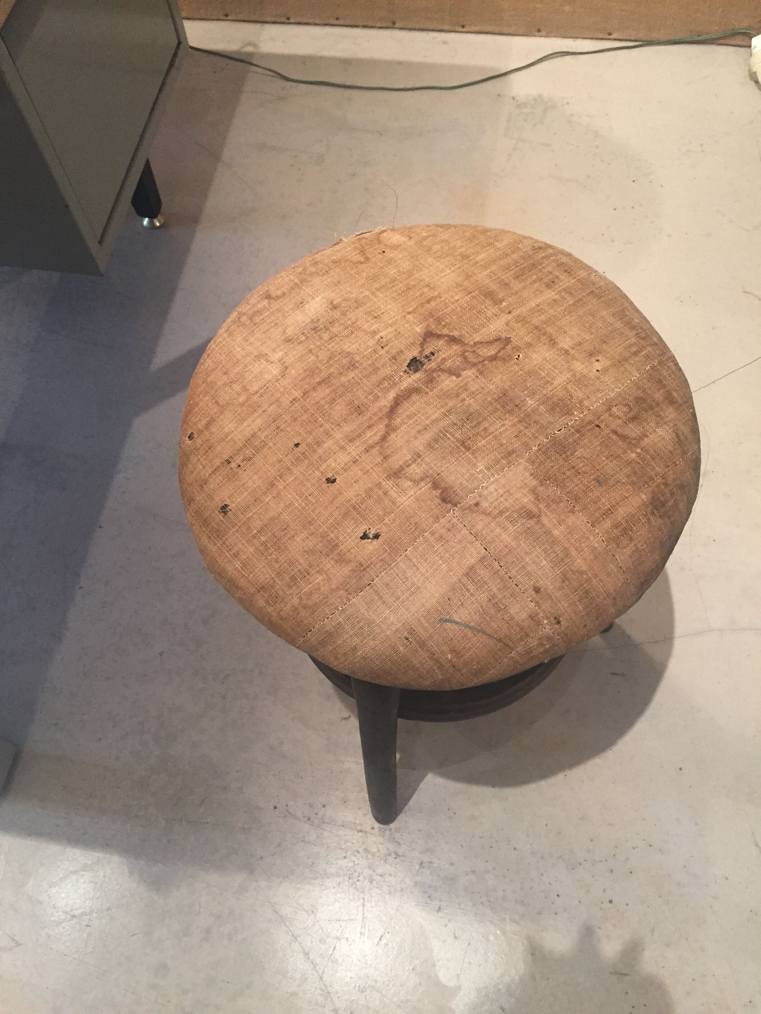 Piano stool