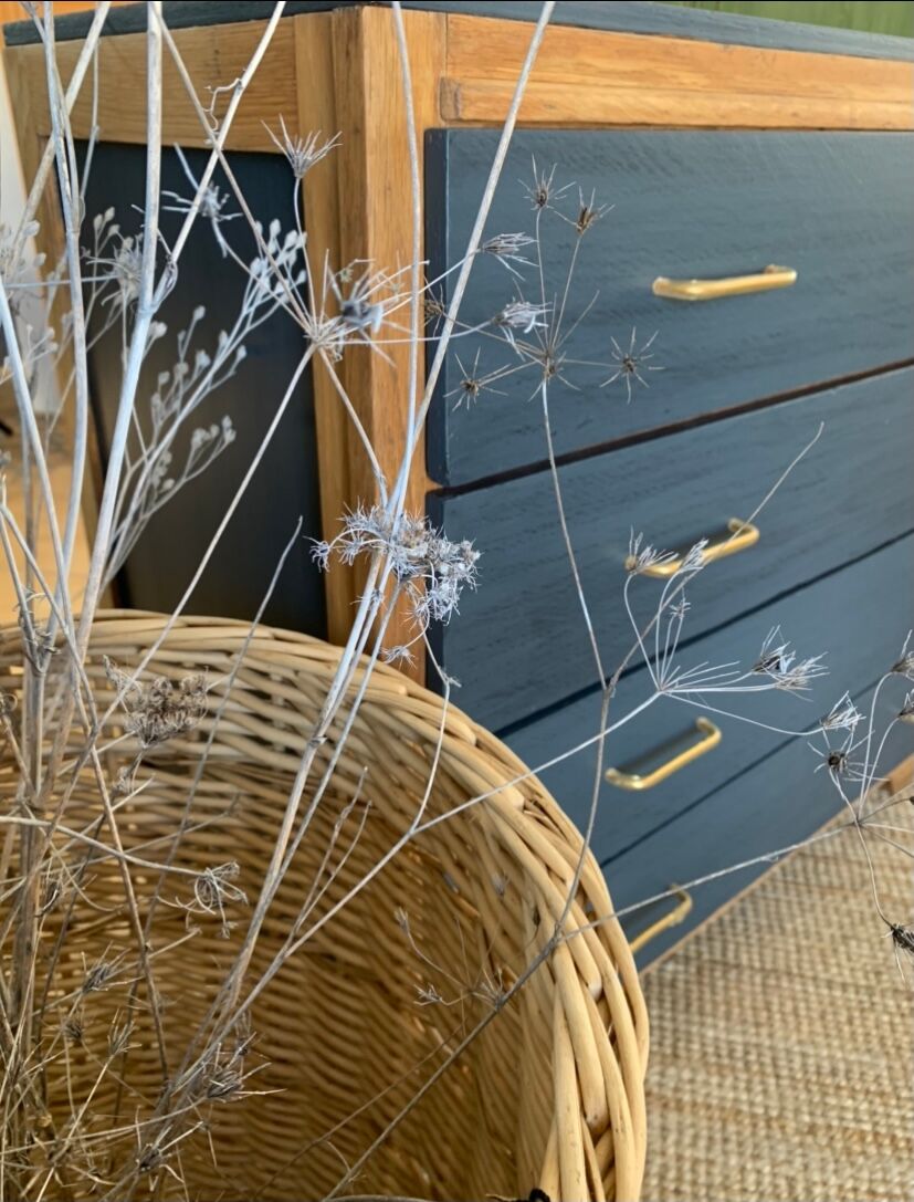 Vintage chest of drawers