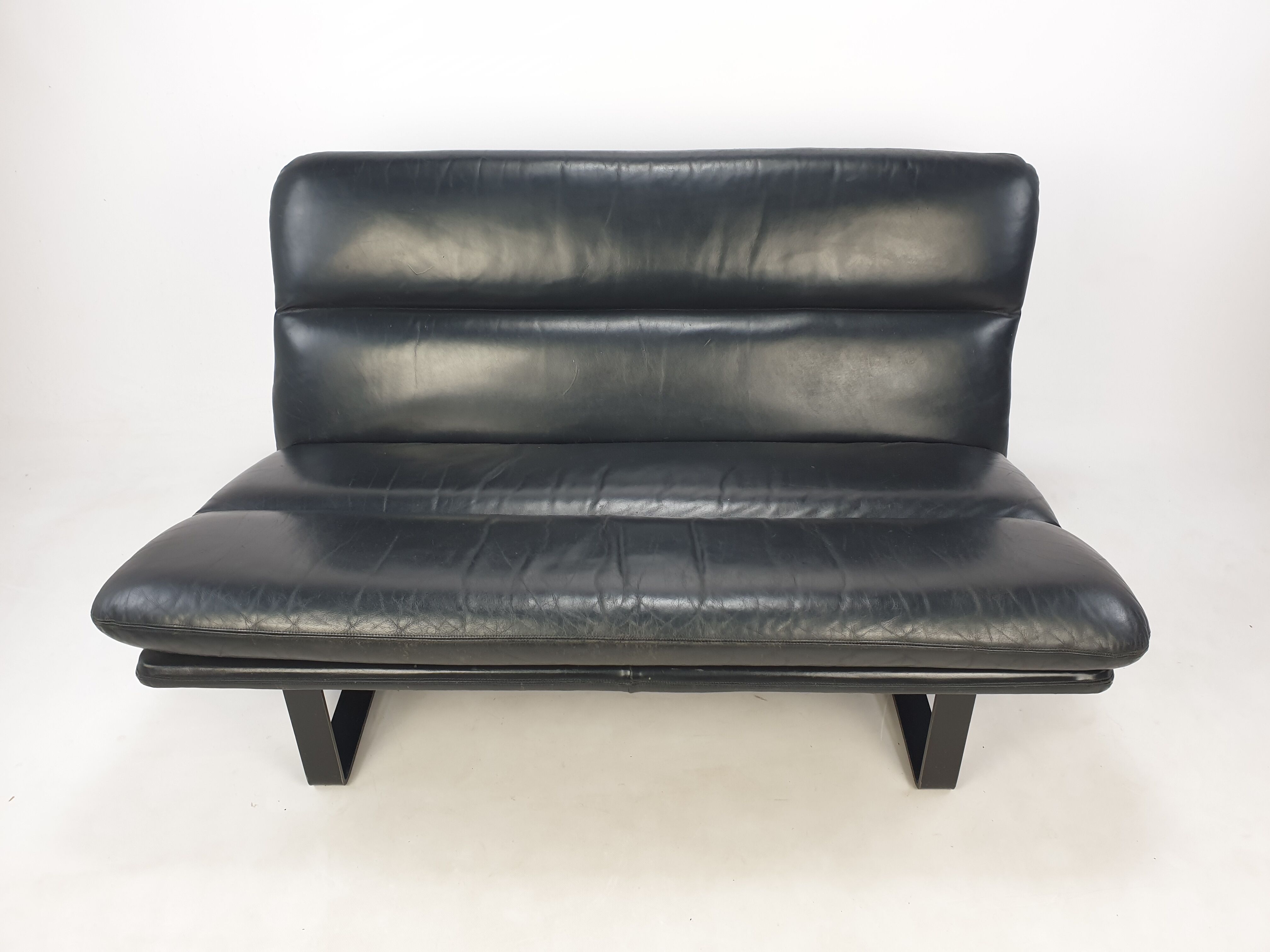 Mid Century 2-Seater Sofa by Kho Liang Ie for Artifort, 1960s