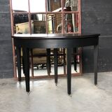 Console half moon shape