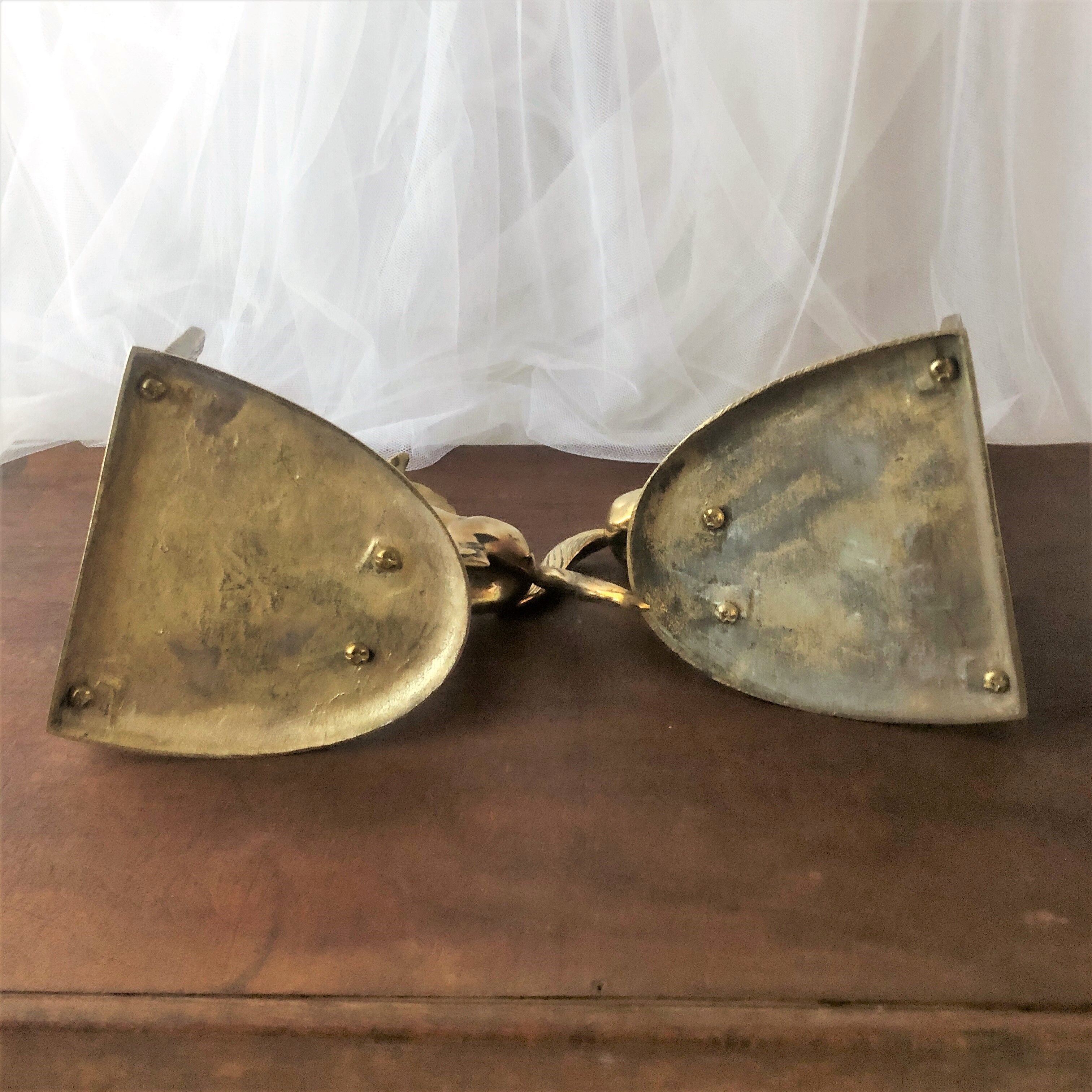 Goldeneye brass décor horses