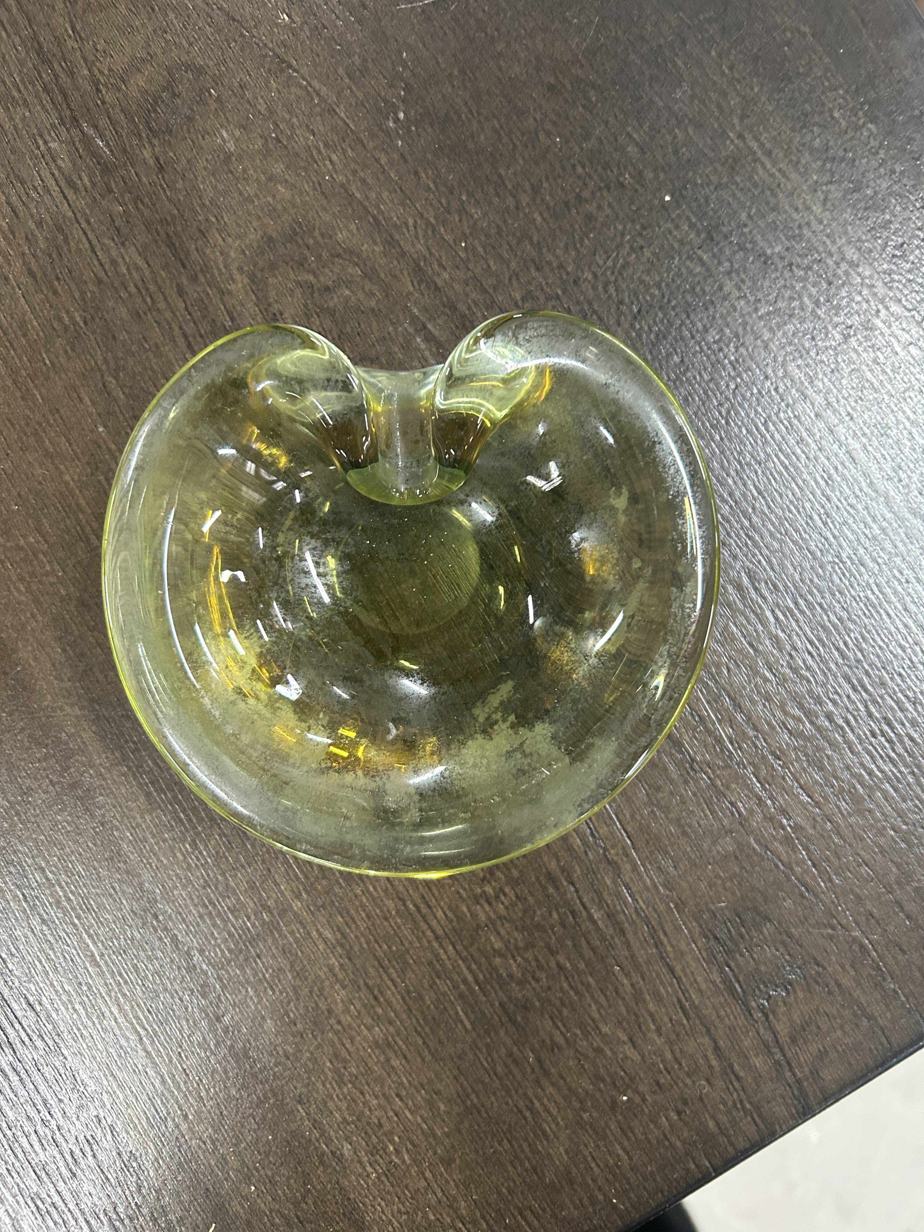 Glass ashtray