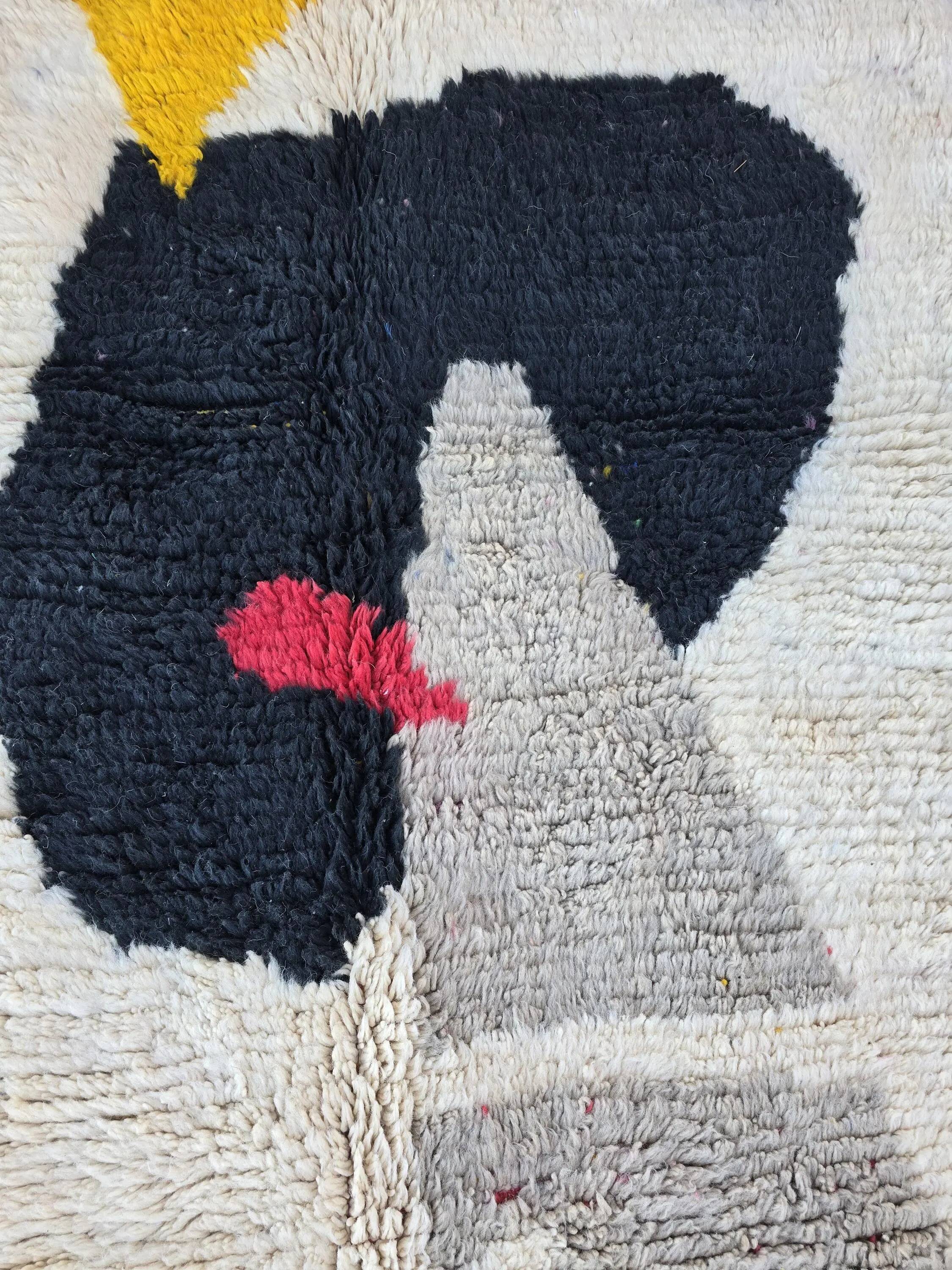 Authentic Moroccan wool rug handwoven, 250x150 cm