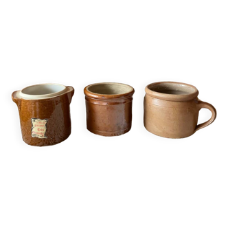 Stoneware pots