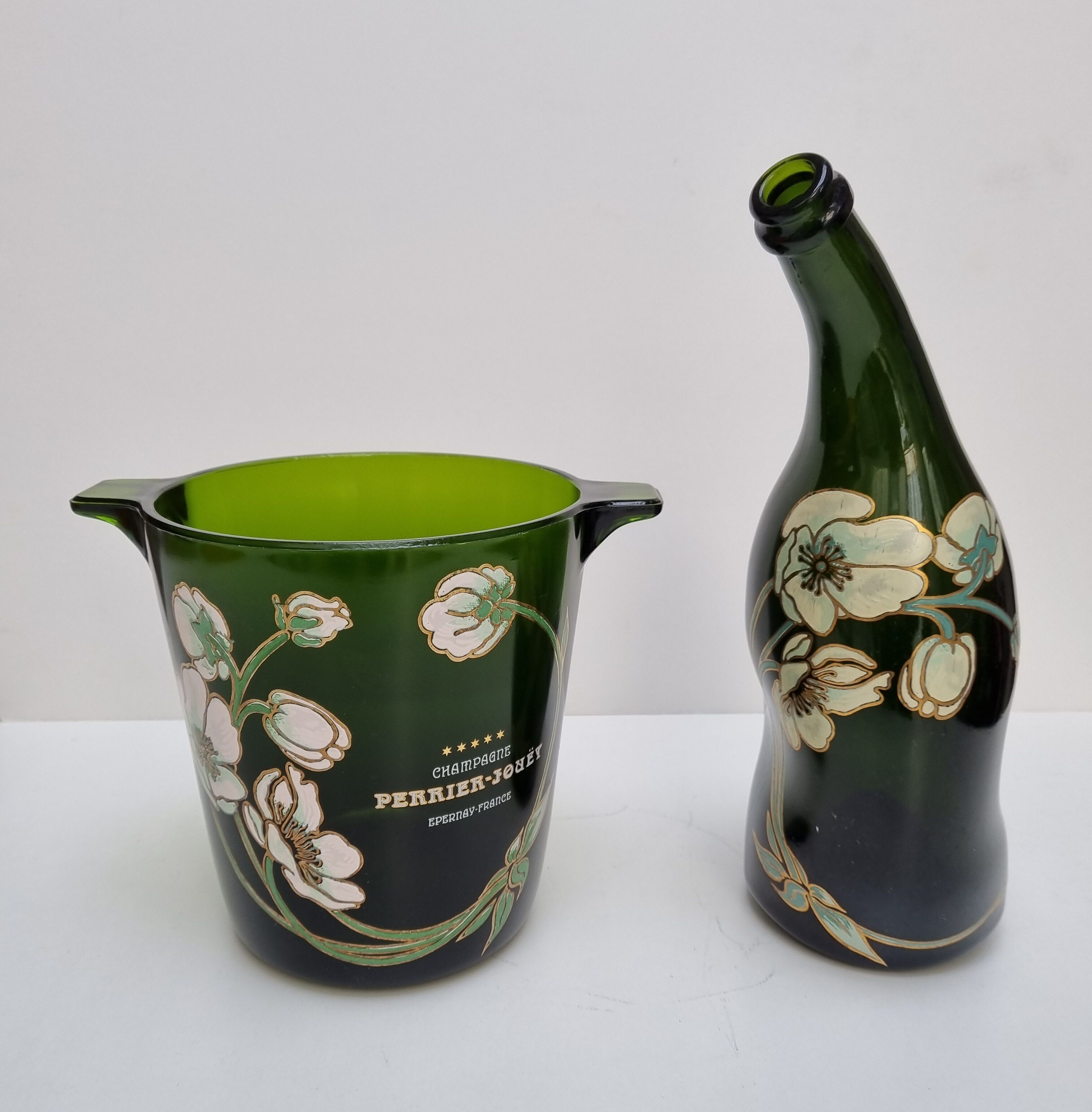 Champagne bucket perrier-jouët and its bottle, art nouveau décor