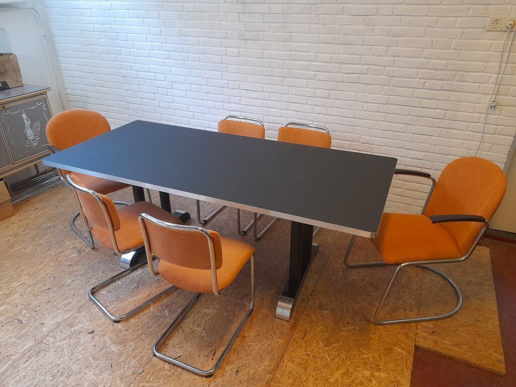 Gispen dining/conference set