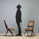 Lot de huit chaises vintage avec embouts en laiton
