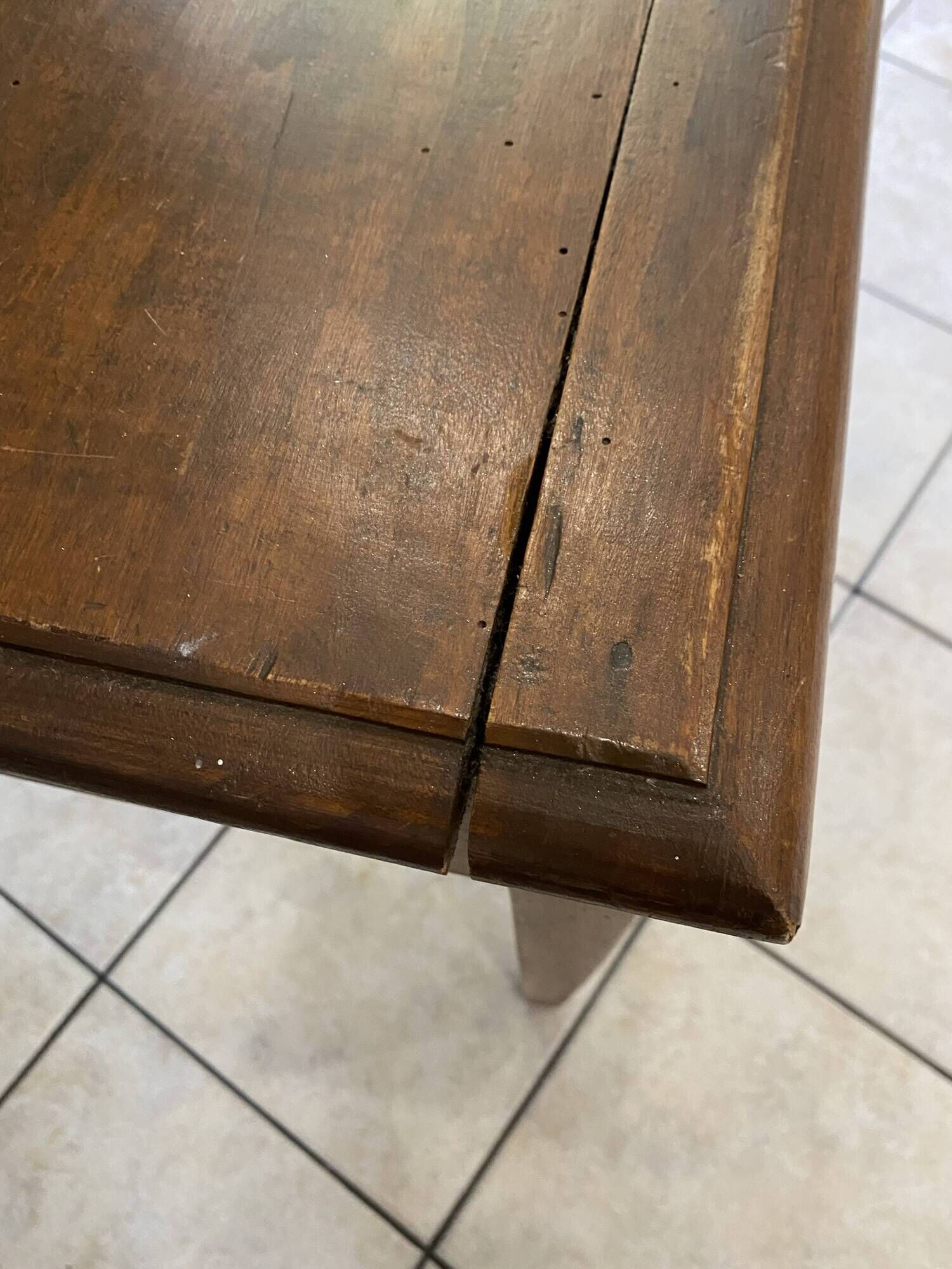 Desk with a large solid oak drawer from 1950, 78x58cm.