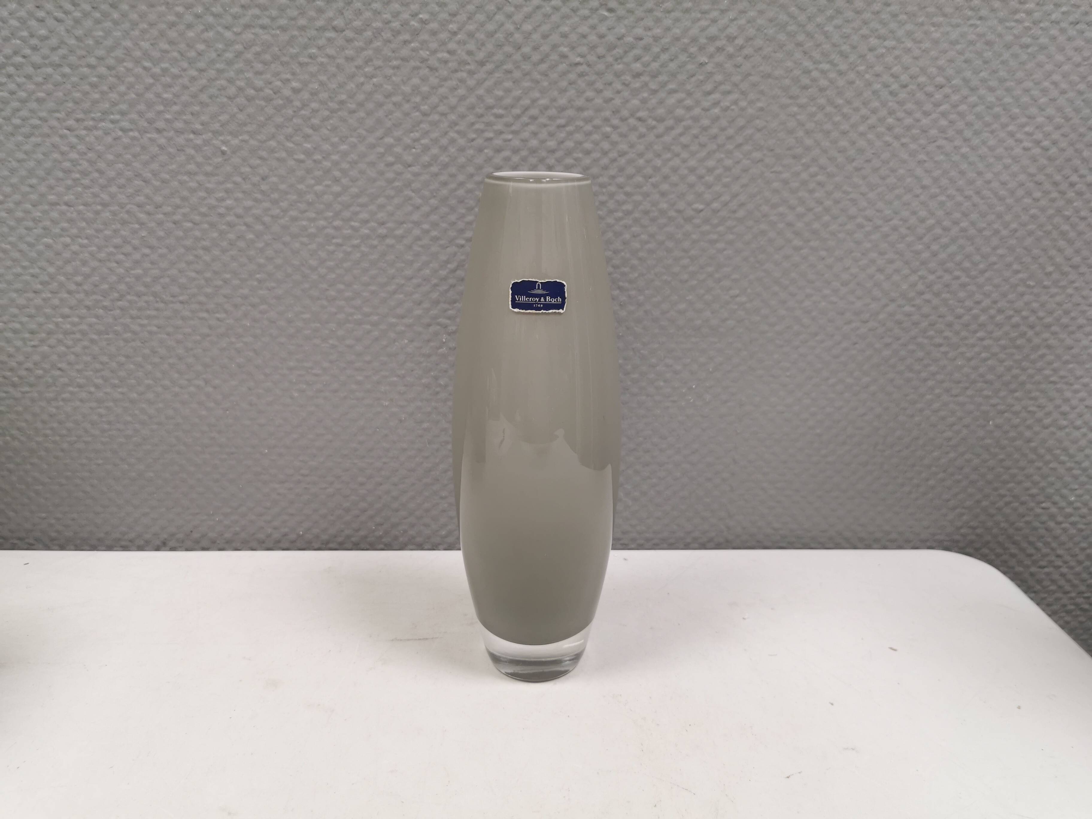 Beautiful vase from Villeroy & Boch in double-layered glass.