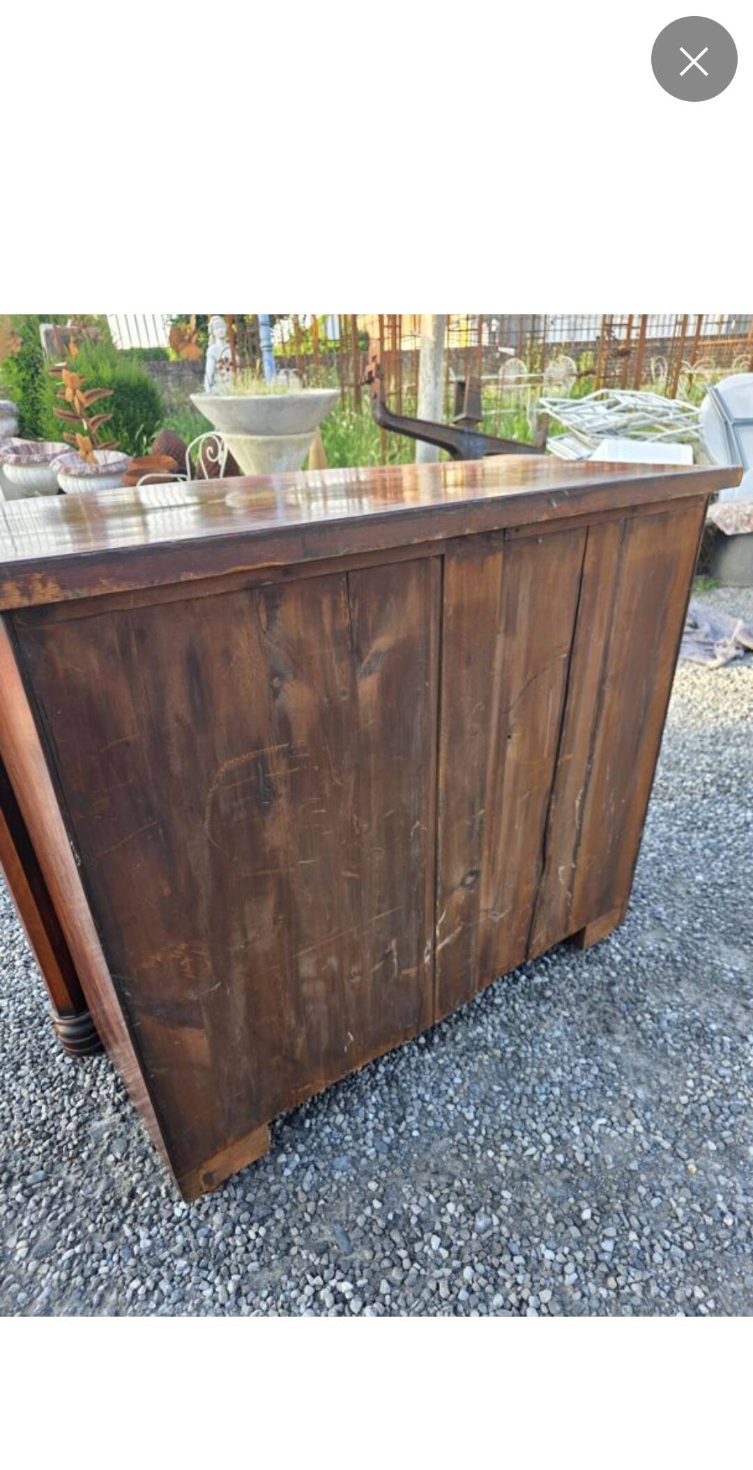 Commode galbée ancienne en acajou