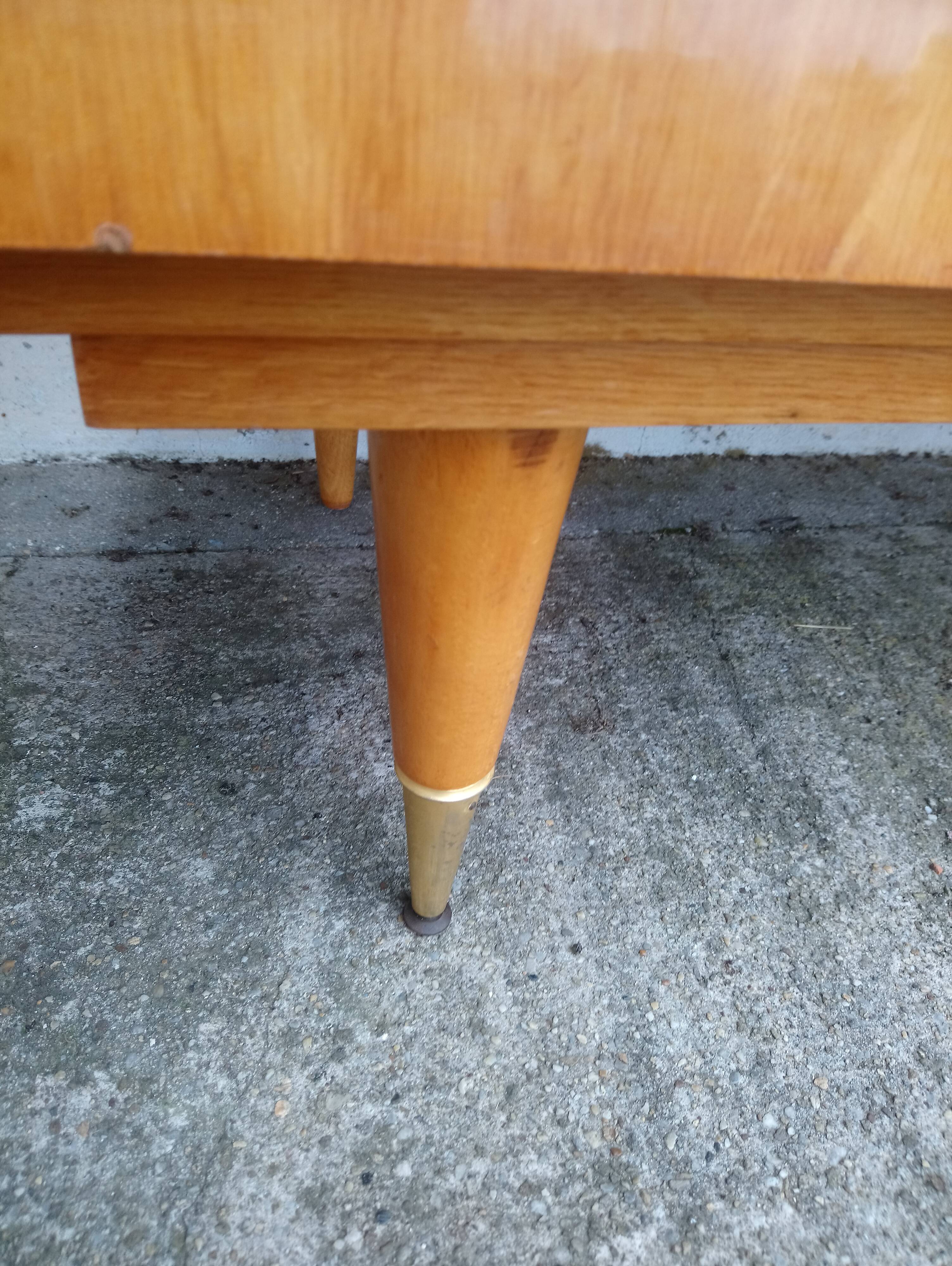 Commode quatre tiroirs année 1960