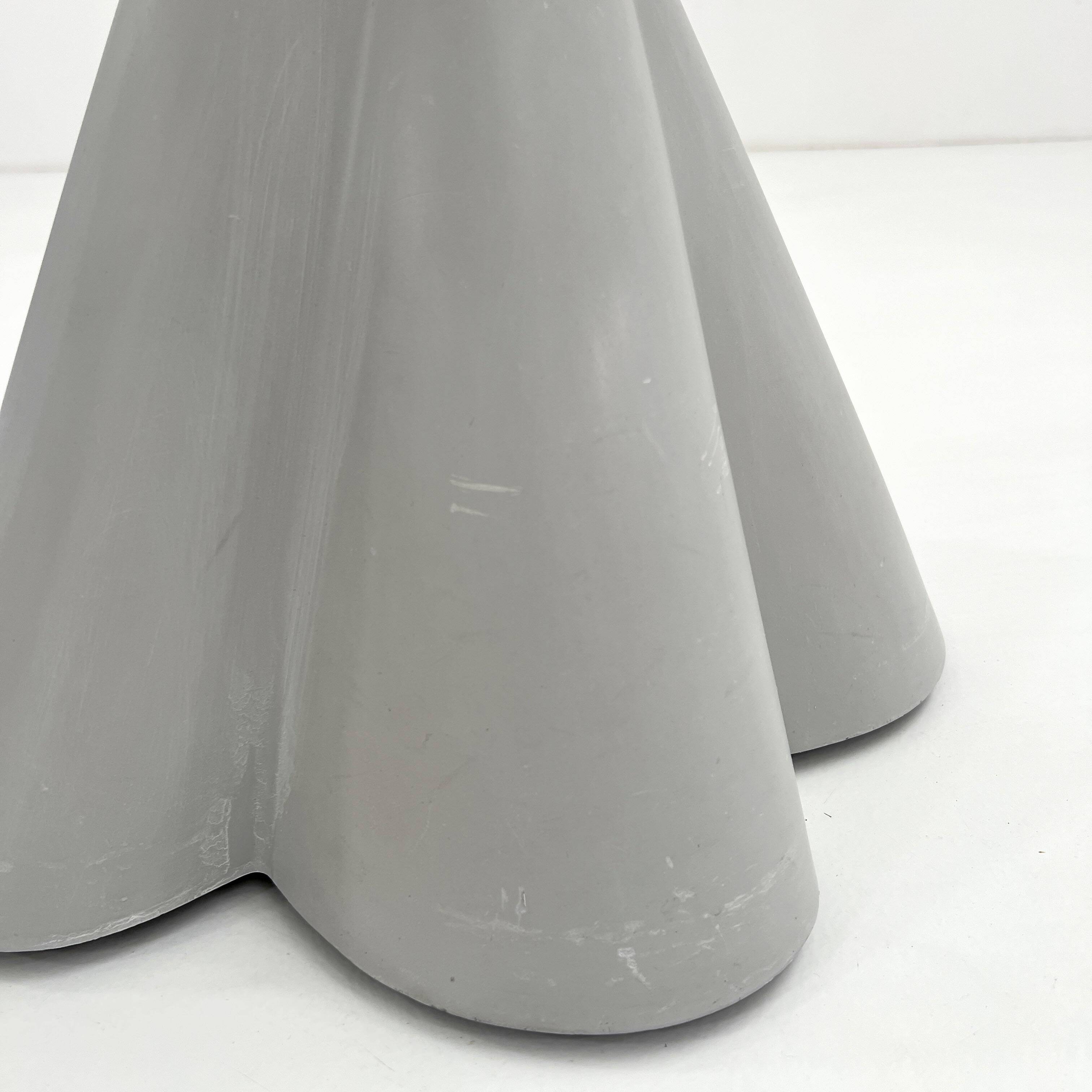 Tabouret ajustable par Philippe Starck pour Presence Paris/ L’Oréal, 1980