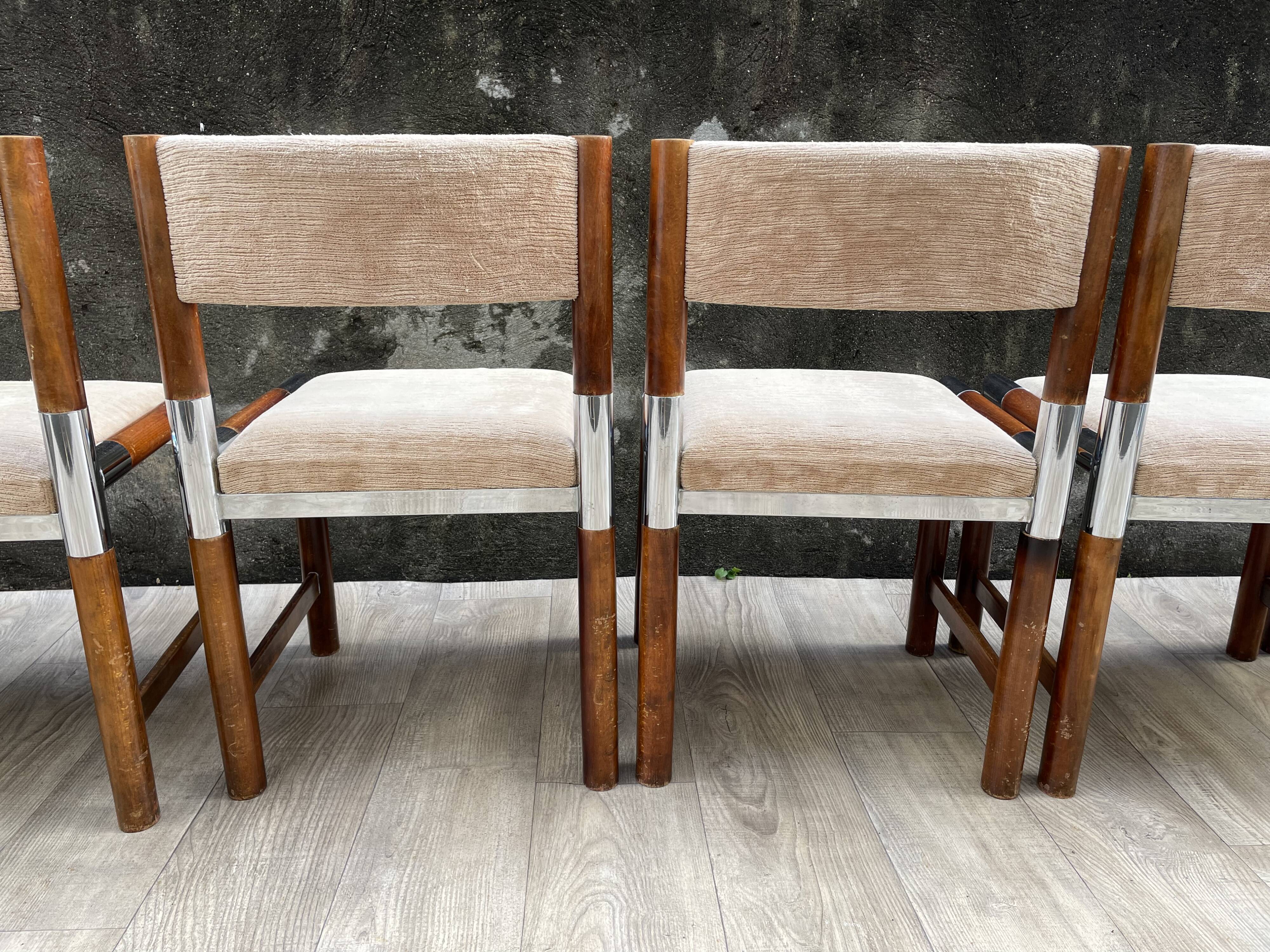 6 vintage chairs in wood, metal and fabric