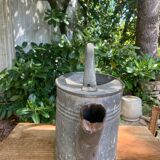 Zinc watering can