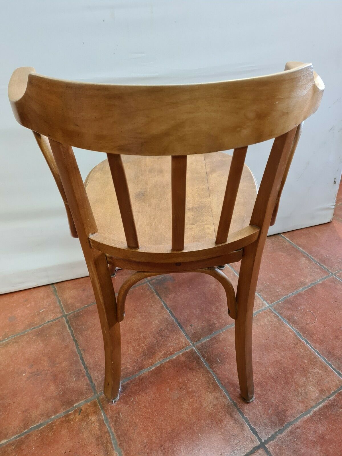 Curved wooden desk chair