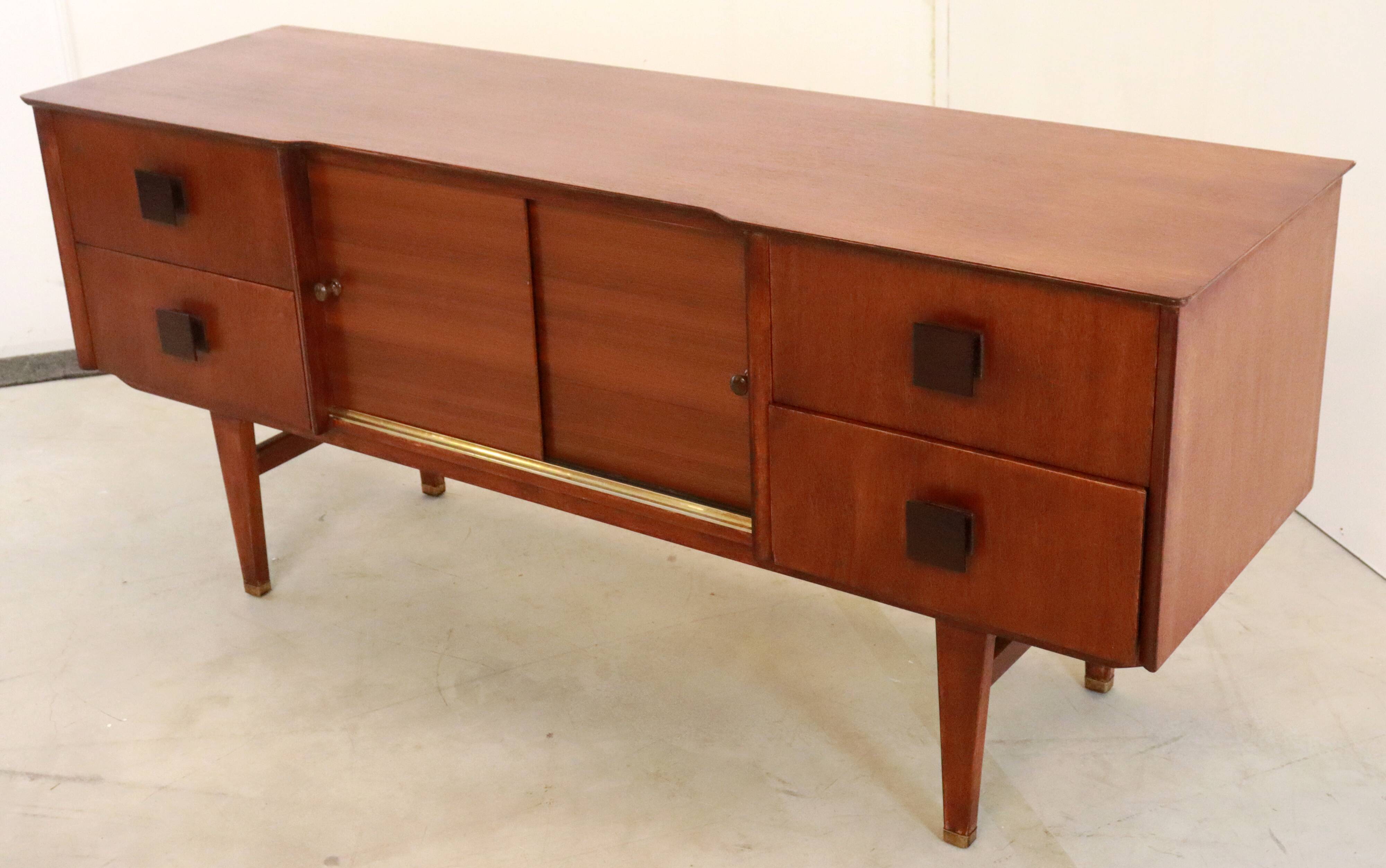 Enfilade 'Stretton'