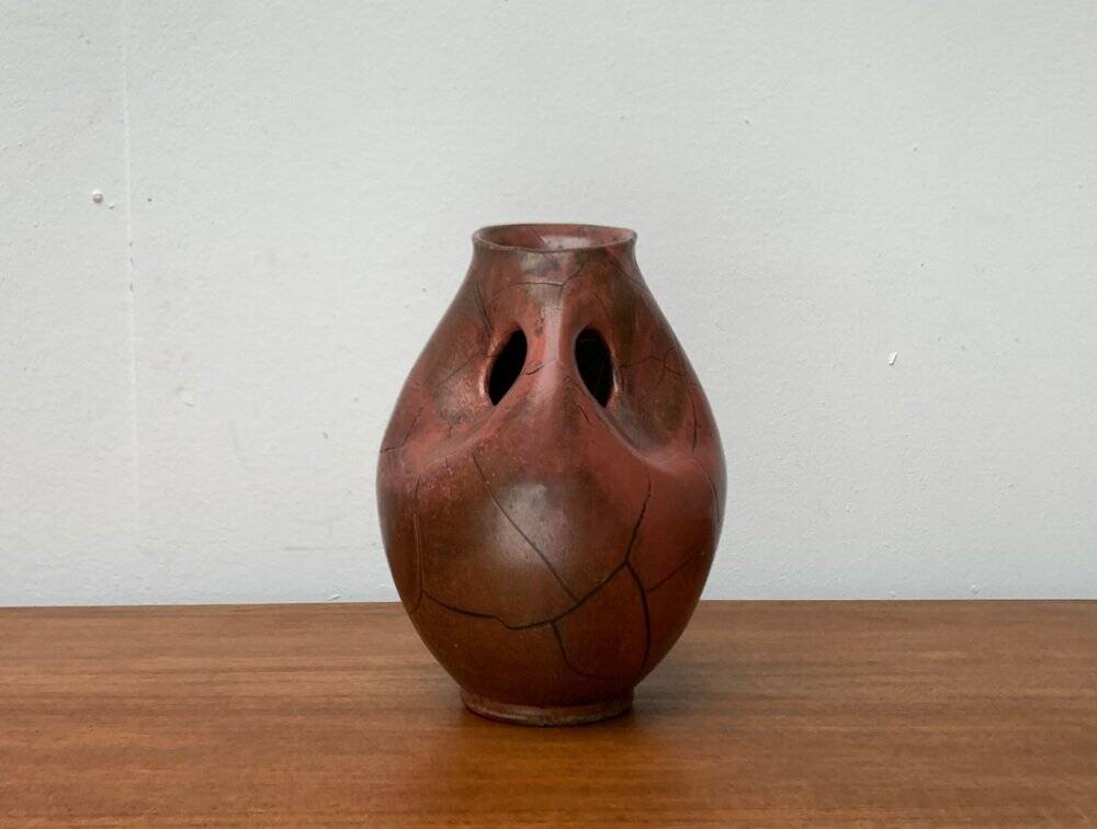 Cruche carafe en poterie de studio allemande Art déco avec trou de poignée par Paul Dresler pour Töpferei Grootenburg, années 1940