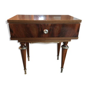 Table de chevet