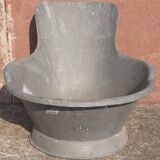 Zinc bathtub