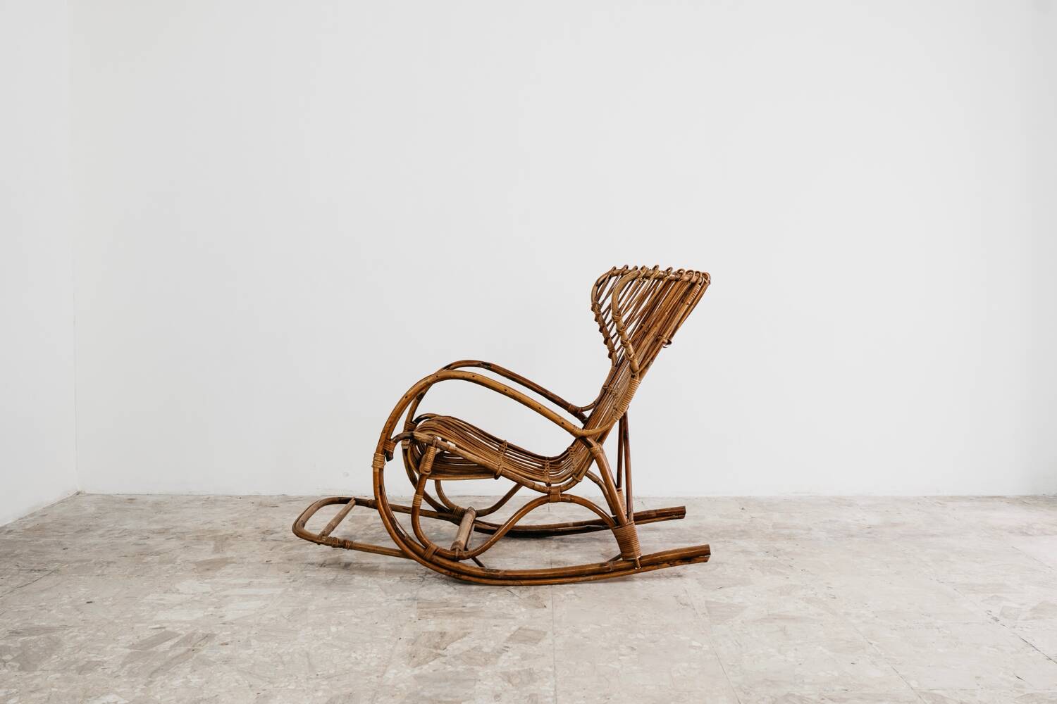 Poltrona a Dondolo Rocking Chair Francese Vintage Design Modernariato