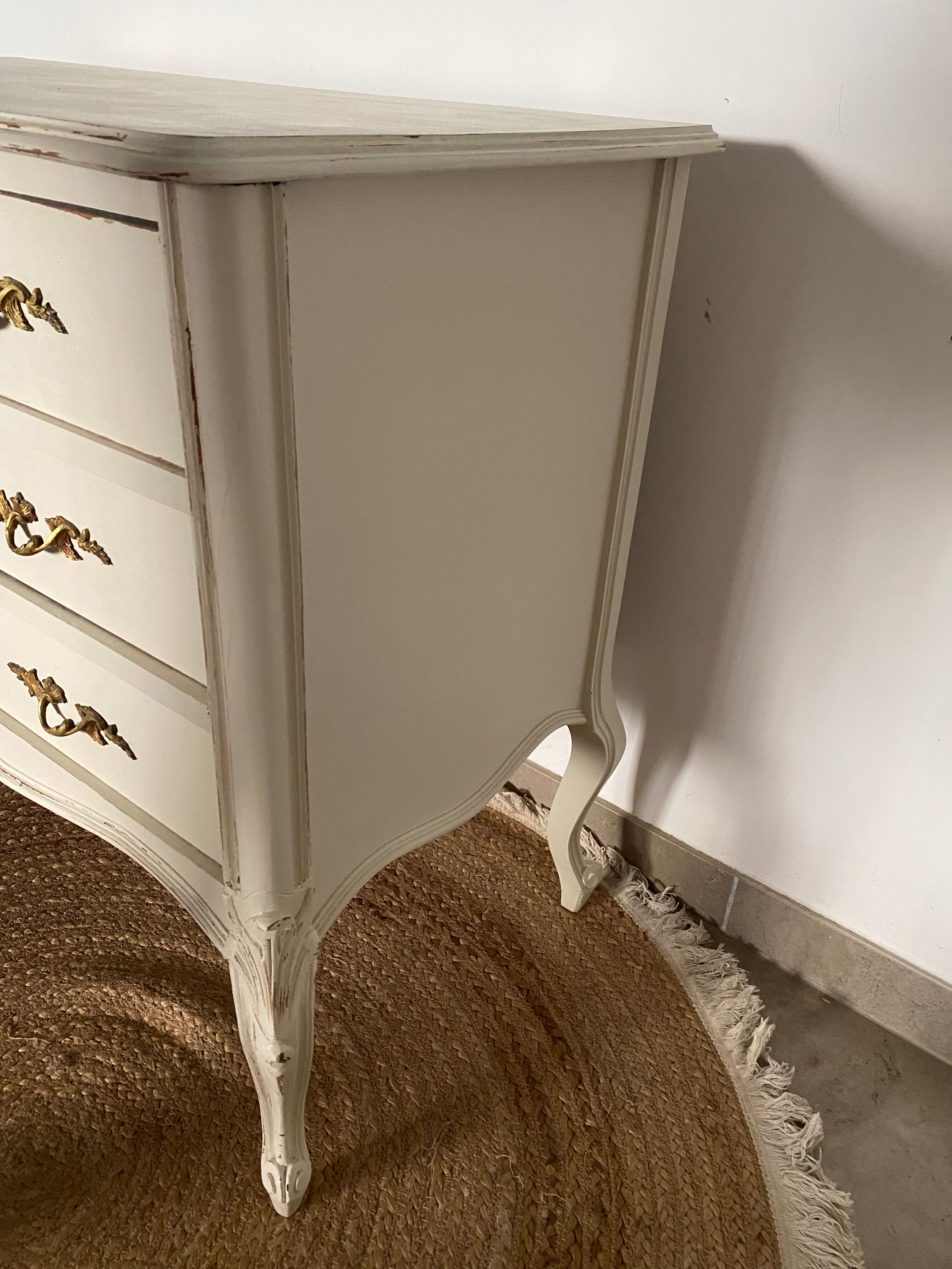 Louis XV style chest of drawers