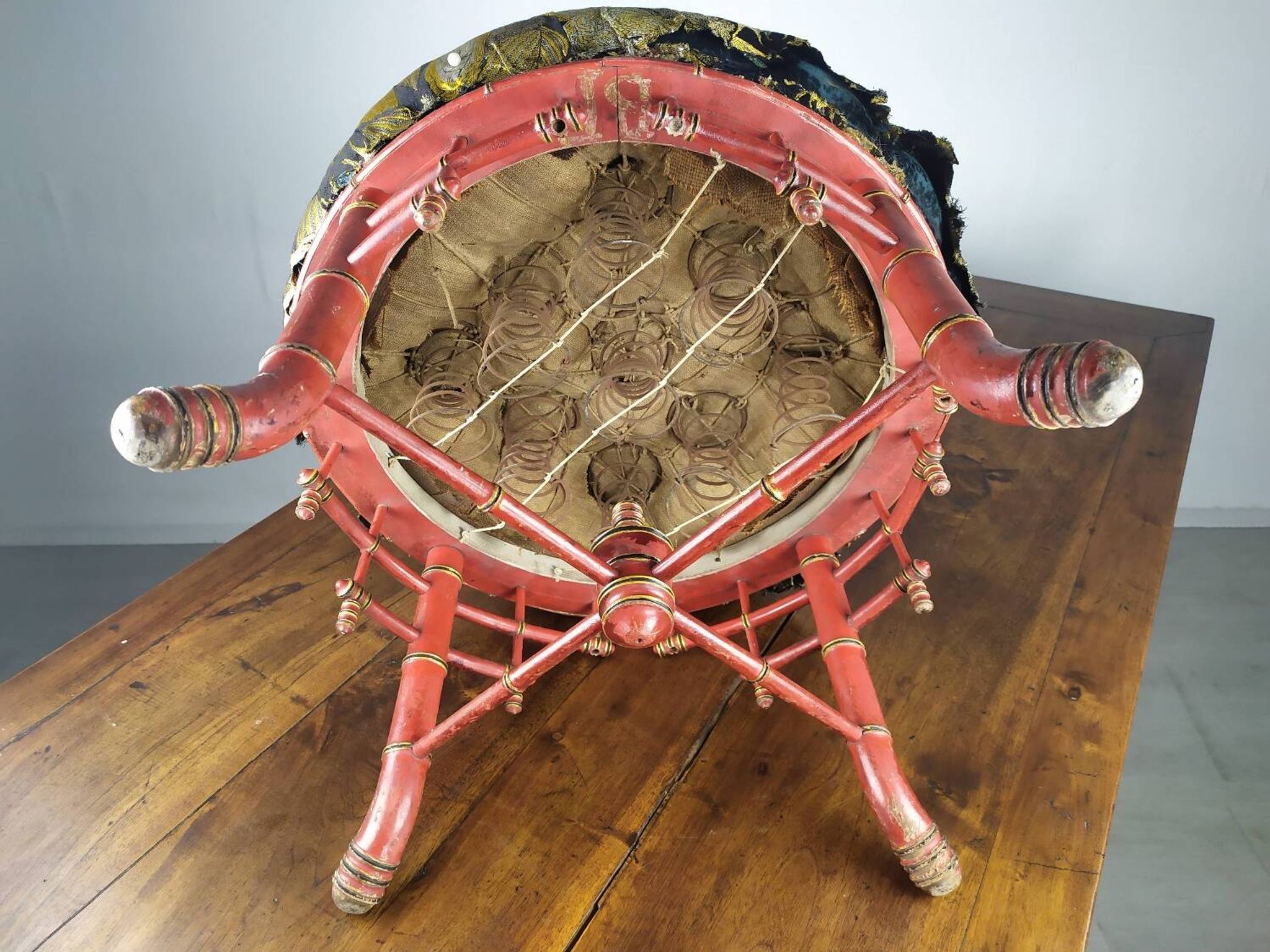Napoleon III bamboo pouf