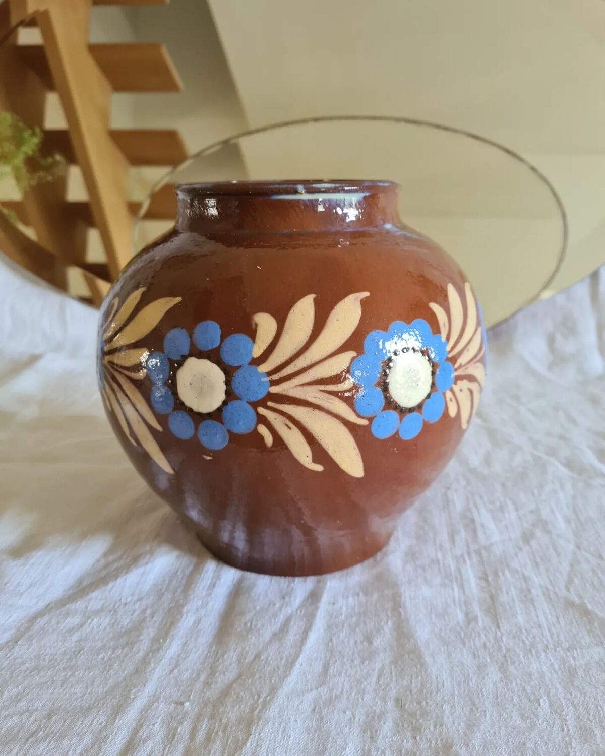 Elchinger ball vase
