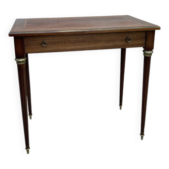 Petit Bureau en bois et laiton style Louis XVI