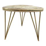 Formica tripod plant holder