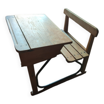 Children's desk