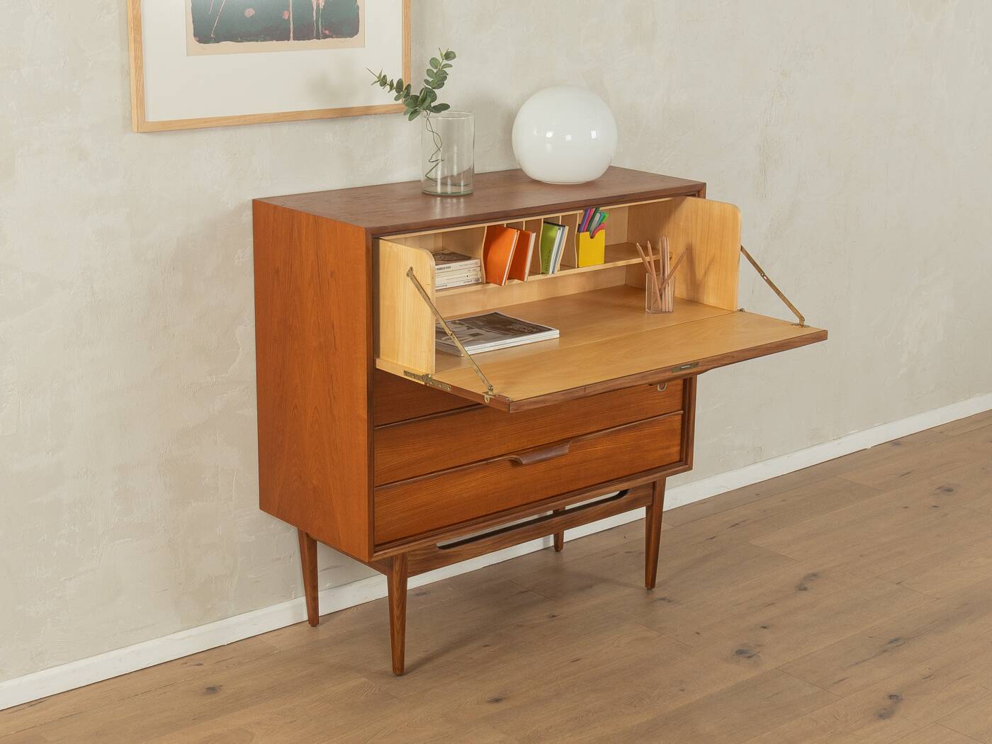 Bureau des années 1960