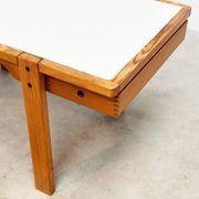 Bureau en pin original des années 1970