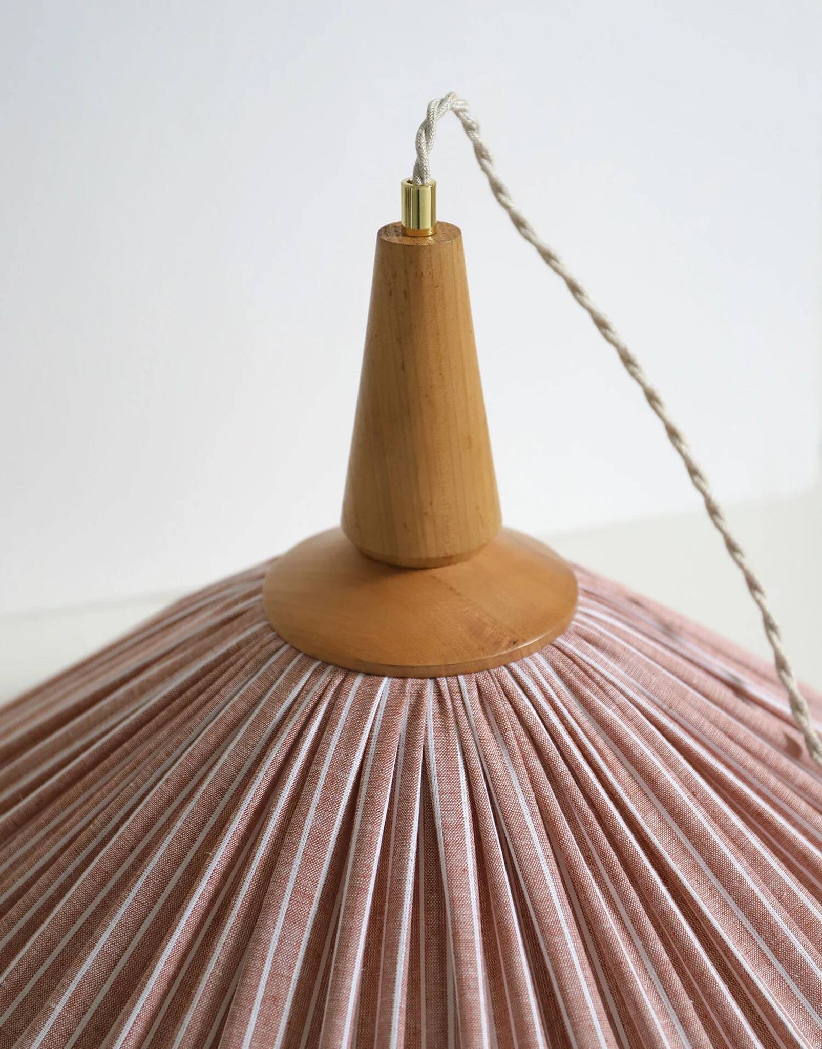 Suspension ELEONORE — 60 cm, lin et coton rayé terra