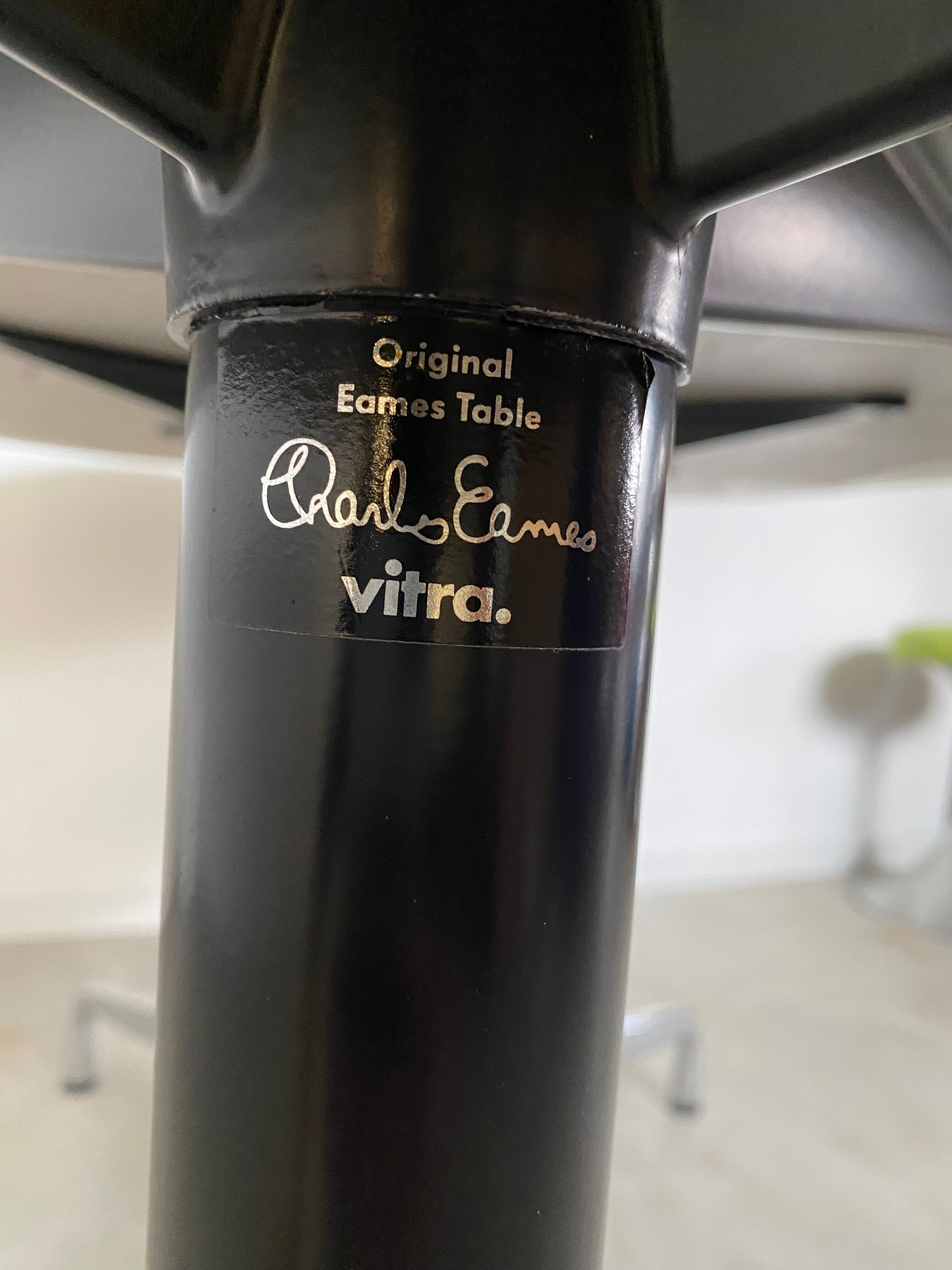 Table room table conference by Charles Ray Eames for Vitra