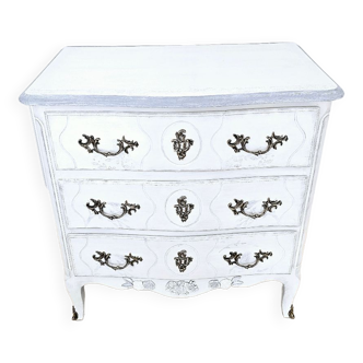 Commode blanche avec des oiseaux