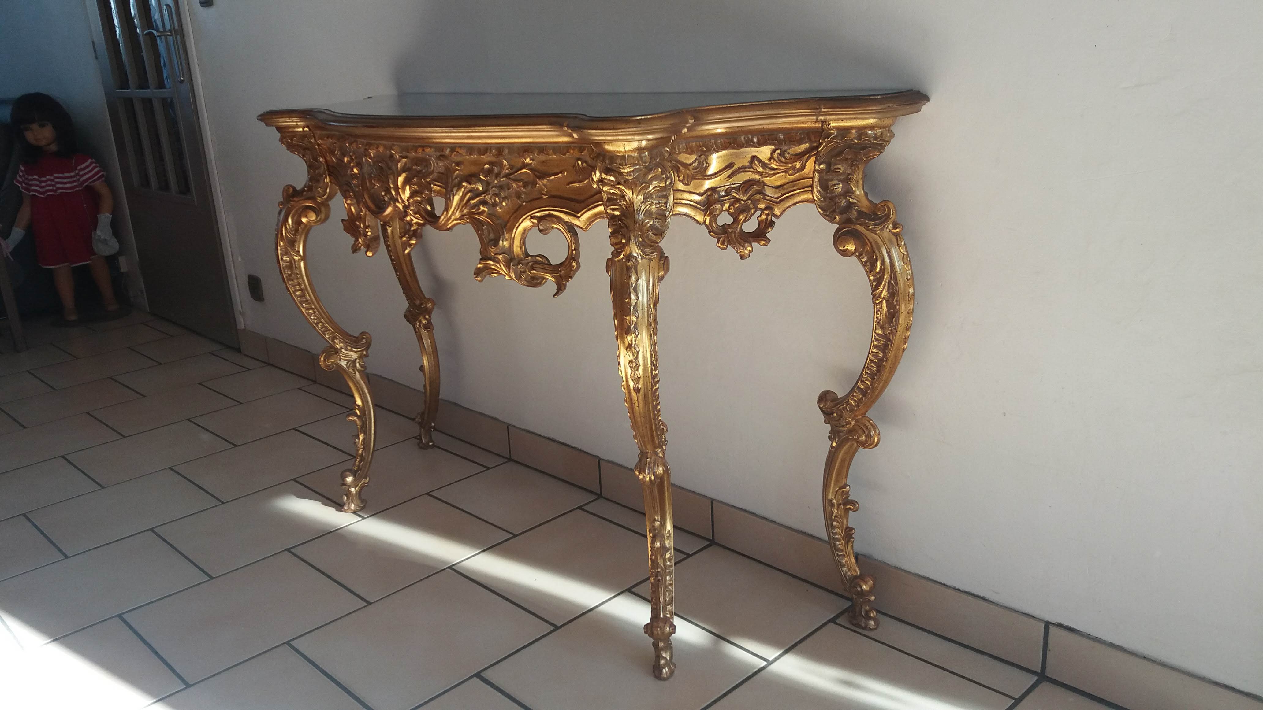 Console type rockery