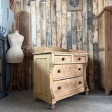 English pine chest of drawers