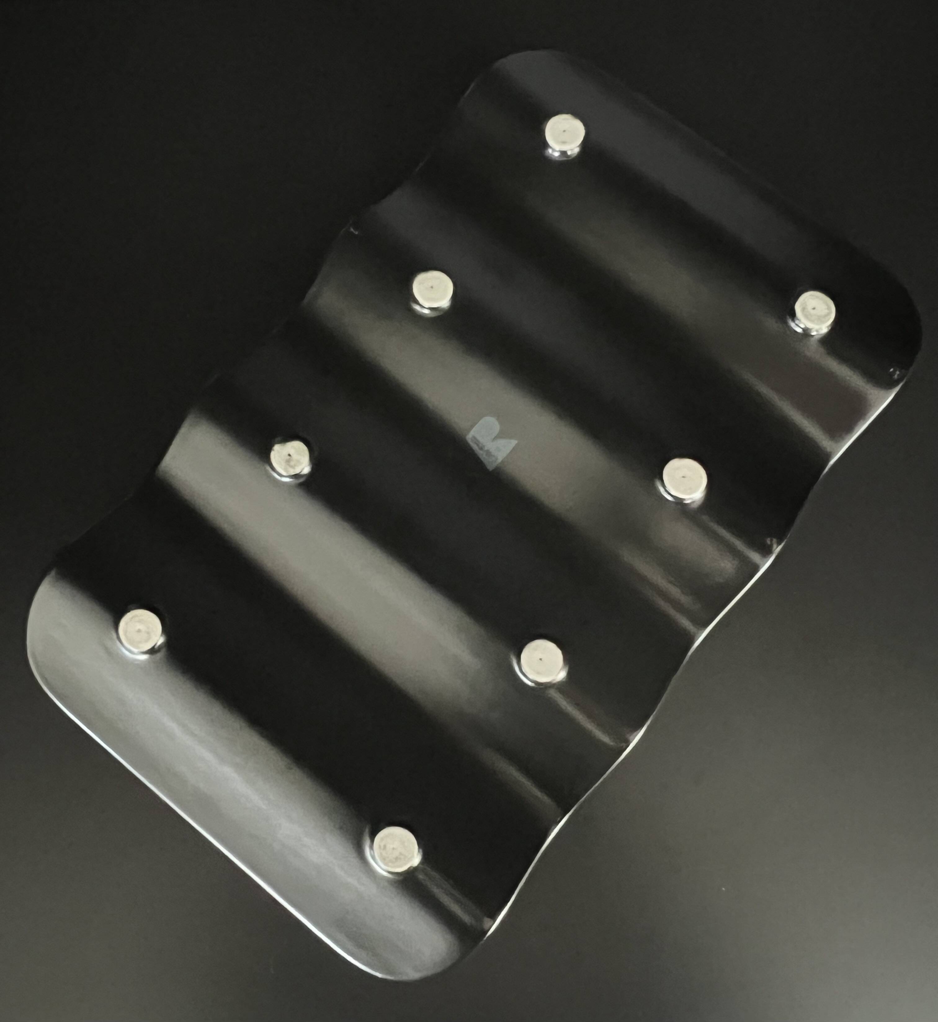 Pocket emptier, Onda model tray by Makio Hasuike for Revelli, Italy ann