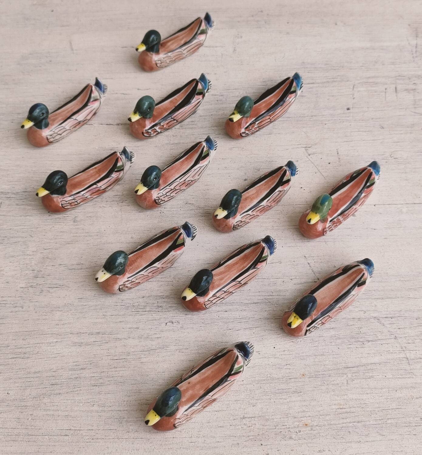Set of 12 ceramic knife holders