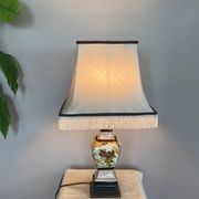 Lampe de salon en faïence façon craquelée décor fait main époque XXe