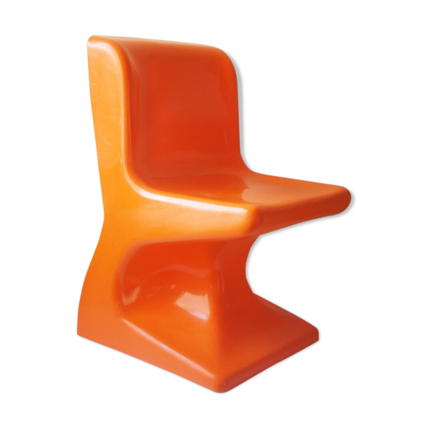 Orange chair by Patrick Gingembre for Selap