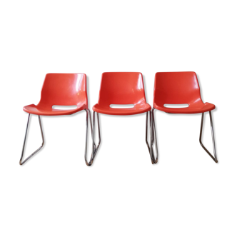 Trois chaises Overman oranges années 70