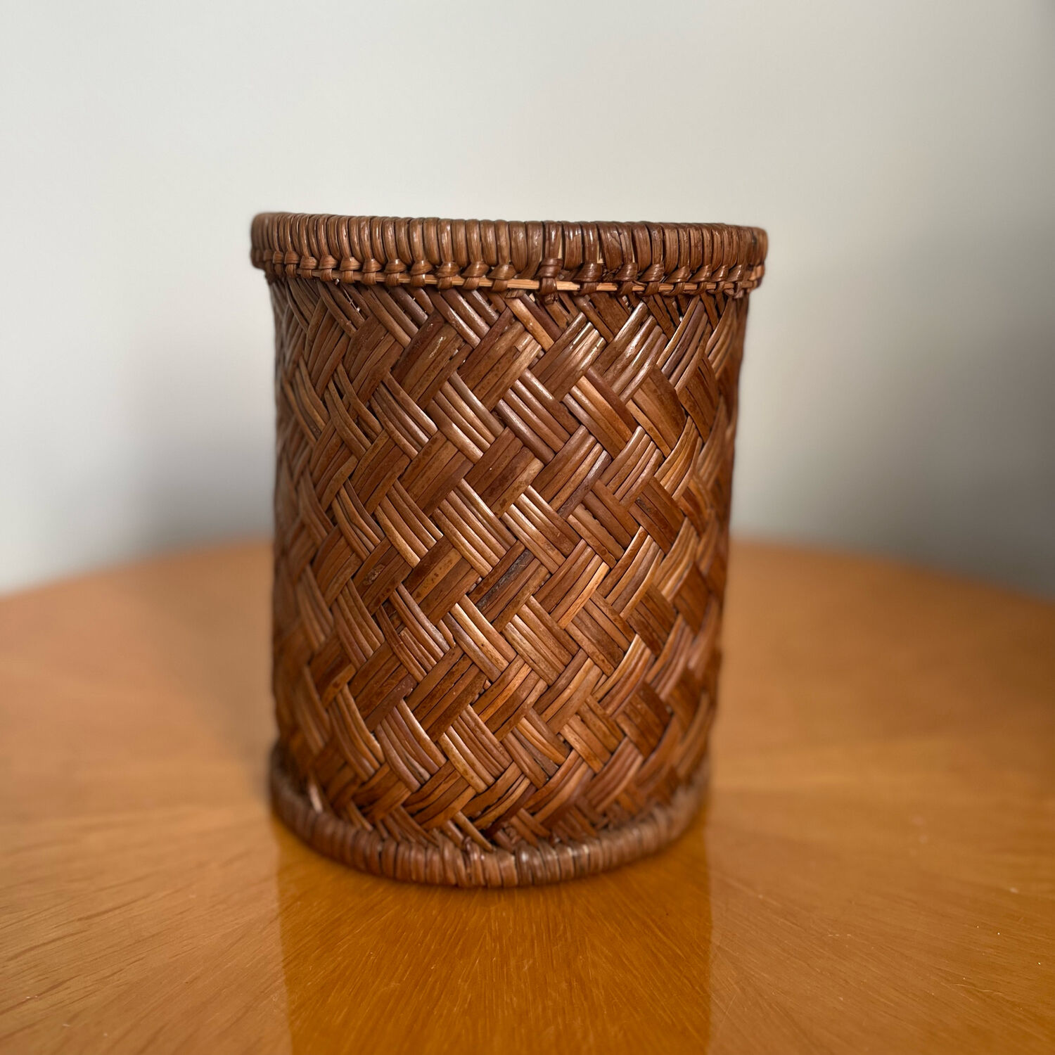Vintage rattan pot bottle basket